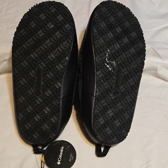 Columbia Black Quilted Indoor Slippers - Picture 4 of 4